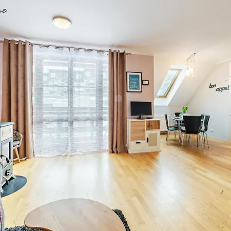 Appartement Karmel Blisko Stoku Narciarskiego Karpatka, Z Balkonem I Kominkiem *