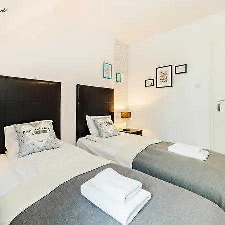 Karmel Blisko Stoku Narciarskiego Karpatka, Z Balkonem I Kominkiem Apartment *