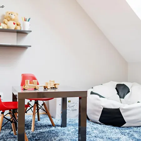 Apartman Karmel Blisko Stoku Narciarskiego Karpatka, Z Balkonem I Kominkiem