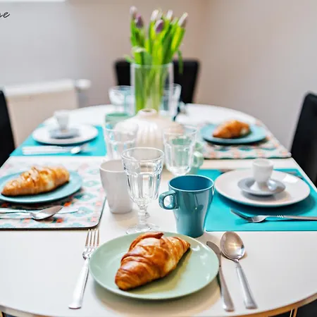 Karmel Blisko Stoku Narciarskiego Karpatka, Z Balkonem I Kominkiem Apartment