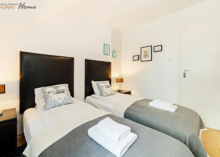 Karmel Blisko Stoku Narciarskiego Karpatka, Z Balkonem I Kominkiem Apartment *